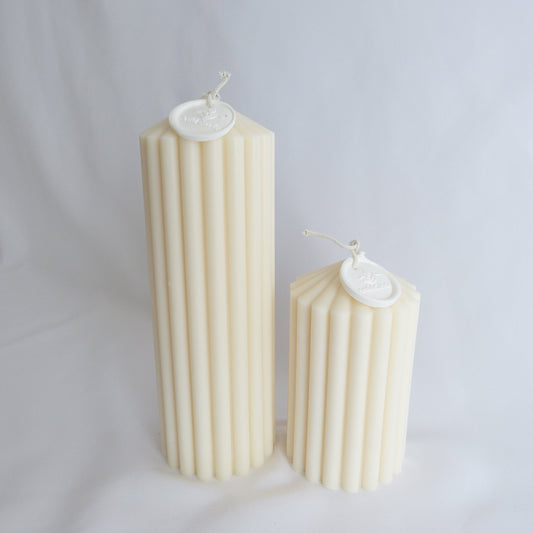 Geriffelte Stumpenkerzen Set - Artful Candle