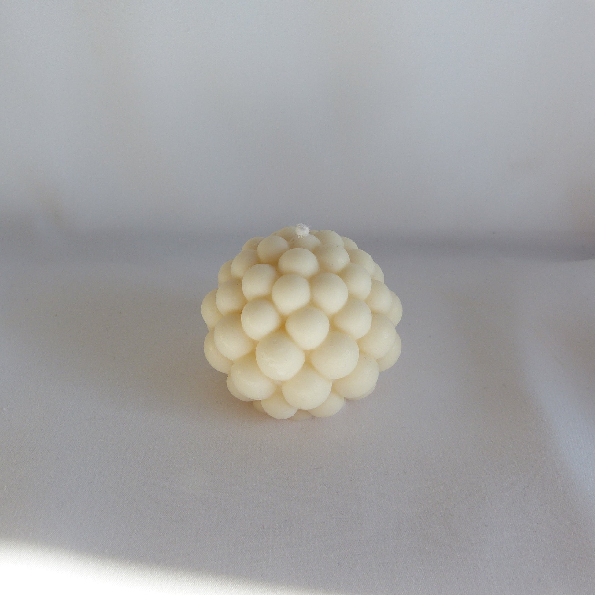 Perlenkerze rund - Artful Candle